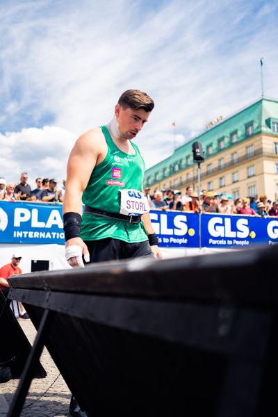 David Storl (SC DHfK Leipzig e.V.) beim Kugelstossen waehrend der deutschen Leichtathletik-Meisterschaften auf dem Pariser Platz am 24.06.2022 in Berlin